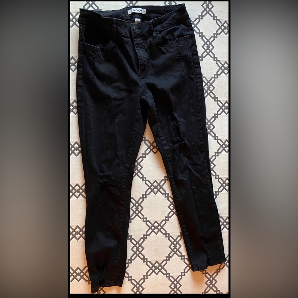 Refuge distressed black skinny jeans jeggings